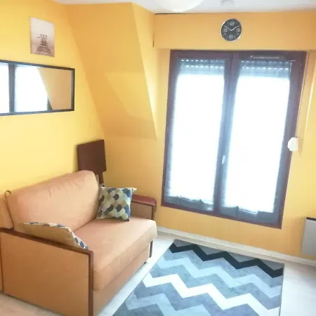 Apartment A 50 M De La Avec Wifi *