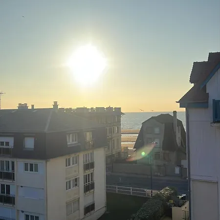 à 50 M De La Avec Wifi *